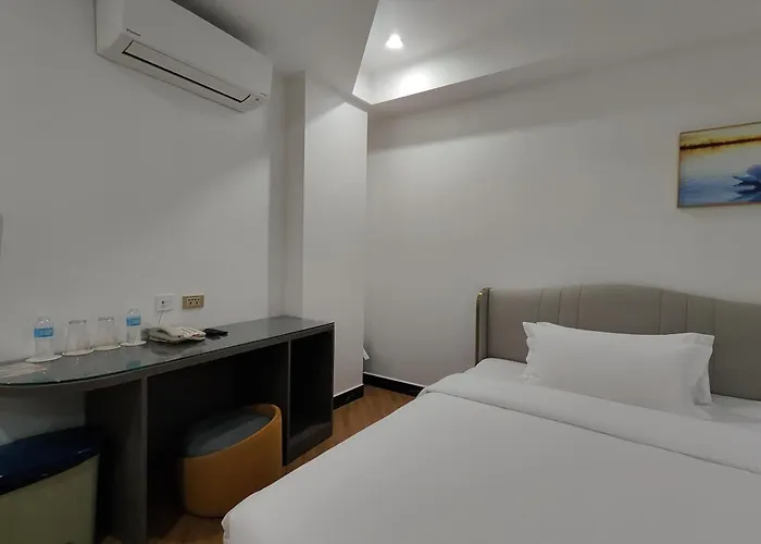 Mactan Grand Golden Near Airport