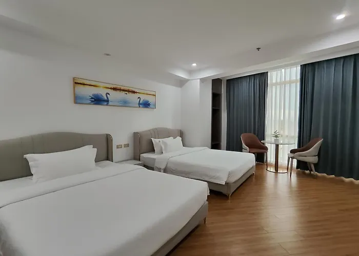 Mactan Grand Golden Near Airport Hotel