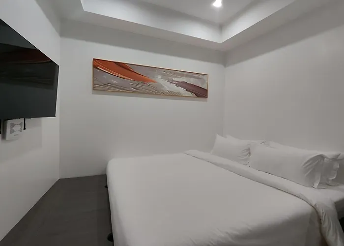Hotel Mactan Grand Golden Near Airport 4*