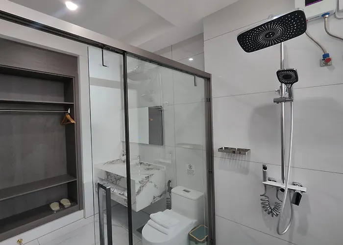 Hotel Mactan Grand Golden Near Airport Cebu Stadt
