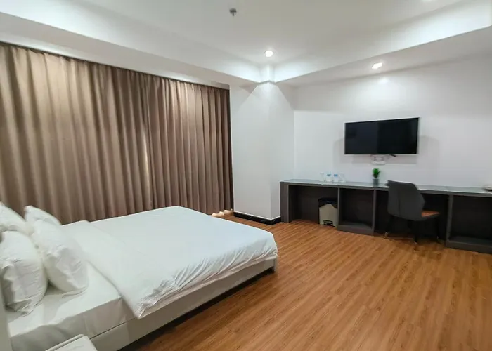 Hotel Mactan Grand Golden Near Airport