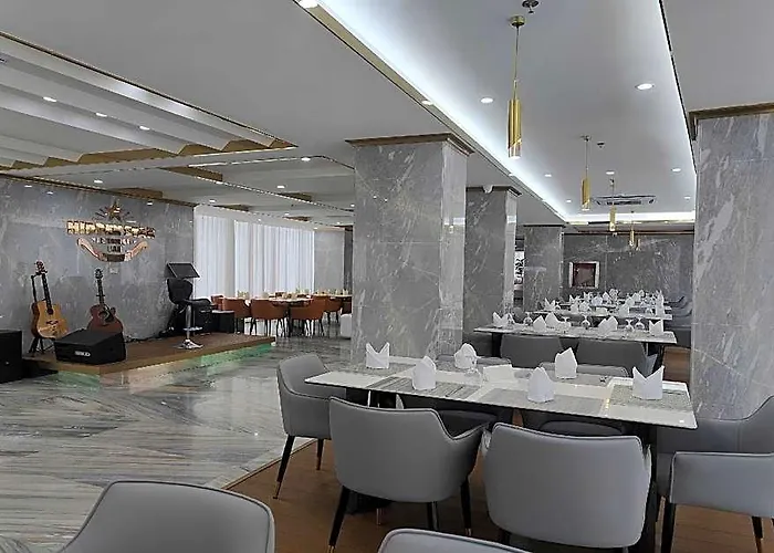 Mactan Grand Golden Near Airport Hotel