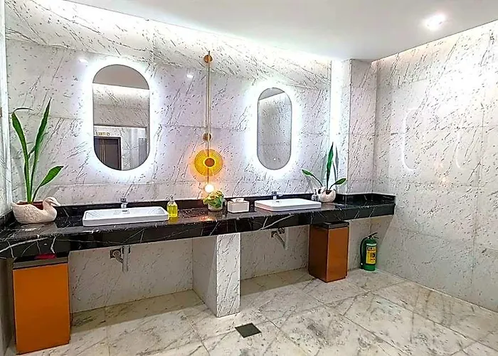 Hotel Mactan Grand Golden Near Airport Cebu Stadt
