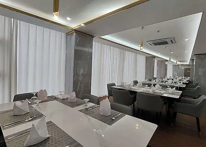 Mactan Grand Golden Near Airport 4* Cebu Stadt